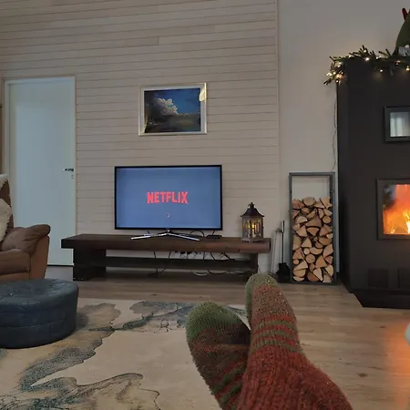Boreal Bliss For 8 Persons, Sauna, Tub, Fireplace