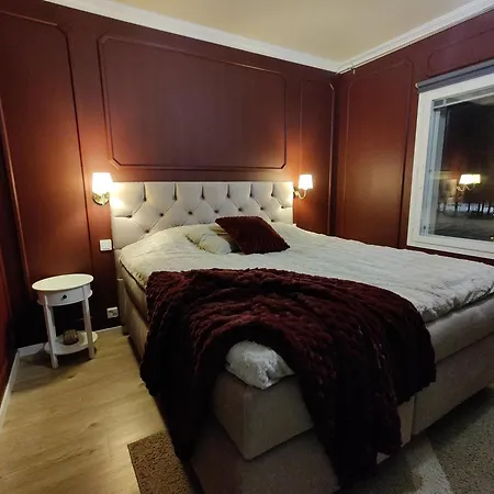 Boreal Bliss For 8 Persons, Sauna, Tub, Fireplace *